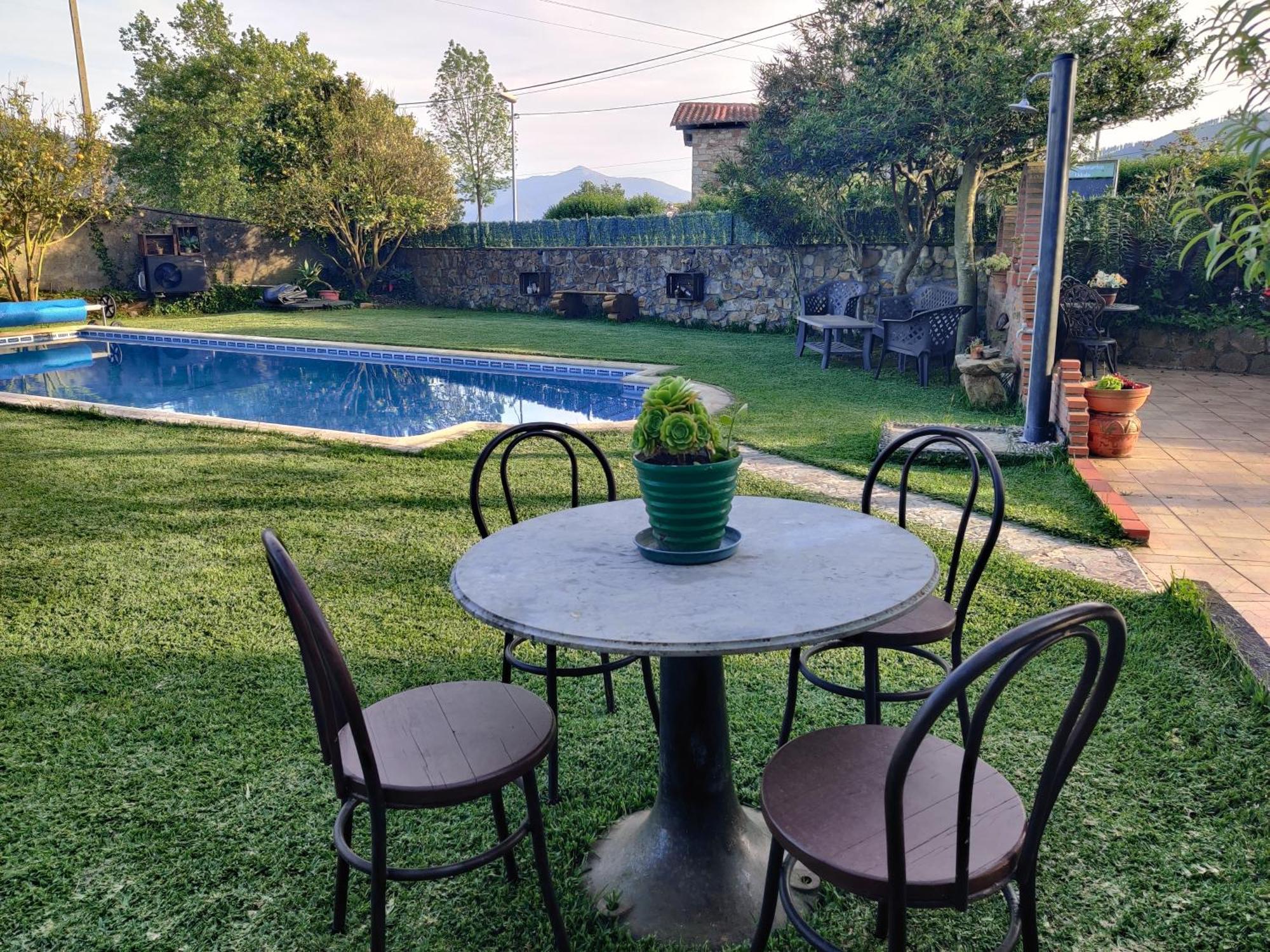 바사우리 Bilbo Near Atico Rural Con Terraza 아파트 외부 사진
